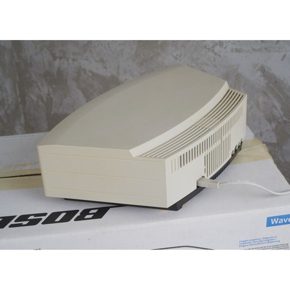 COPY - Excellent Bose Wave Music System AM/FM Radio CD Aux Player Cream AWRCC2 … - Picture 4 of 12